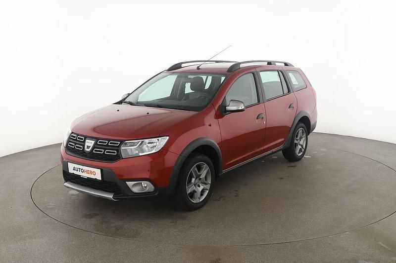 Rot Gebraucht 2019 Dacia Logan MCV Stepway Kombi | 11.820 € (Etwas zu teuer) - Bild 1/3