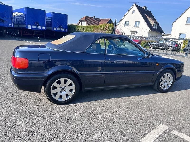 Second-hand Audi 80 S-Line 125 CP (91 kW) 1998 Cabrio