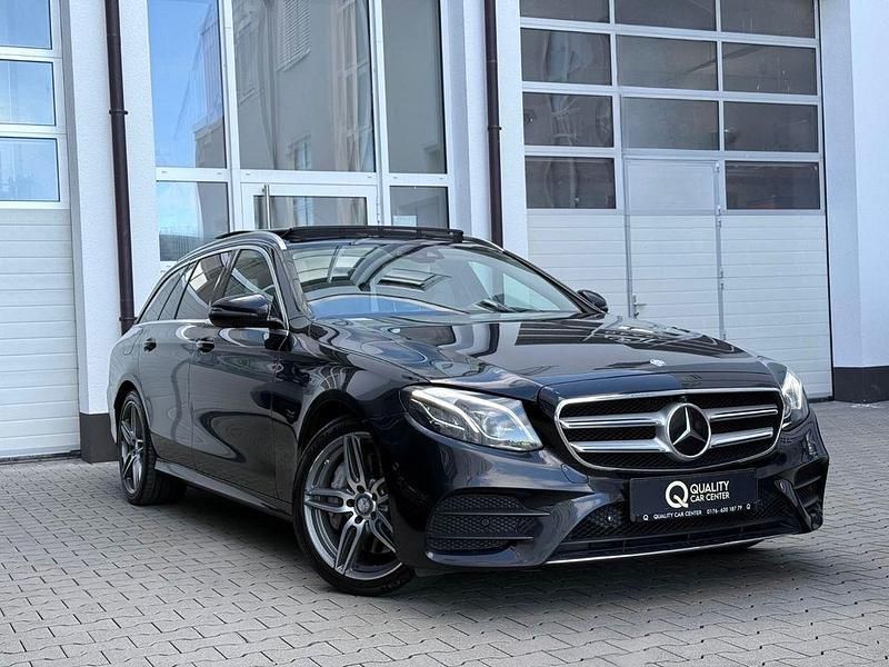 Schwarz Gebraucht 2017 Mercedes E350 AMG Limousine | 31.950 € (Fairer Preis) - Bild 1/4