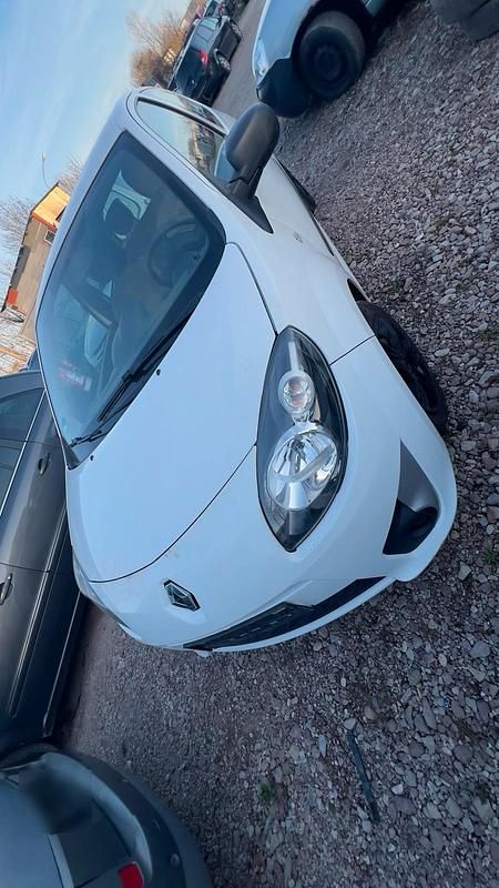 Gebraucht Renault Twingo 74 PS (54 kW) 2011 Weiß Kleinwagen