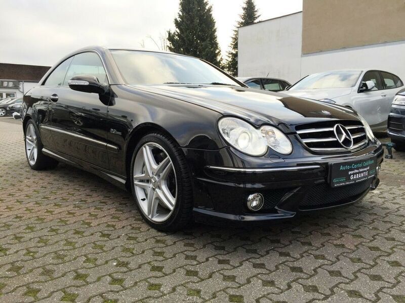 Gebraucht Mercedes CLK63 AMG AMG 481 PS (353 kW) 2008 Schwarz metallic Coupé