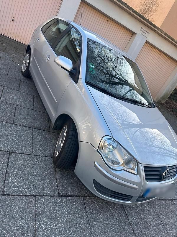 Gebraucht VW Polo 65 PS (47 kW) 2006 Silber Kleinwagen
