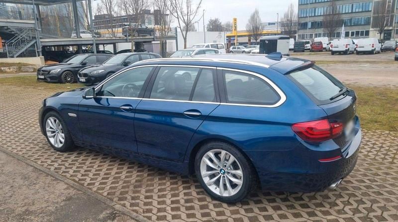 Gebraucht BMW 530 Luxury Line 258 PS (189 kW) 2016 Blau Kombi