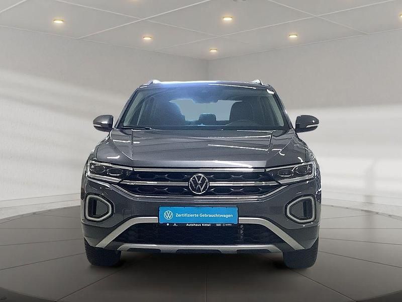 Grau Gebraucht 2024 VW T-Roc Style SUV | 31.900 € (Etwas zu teuer) - Bild 1/4
