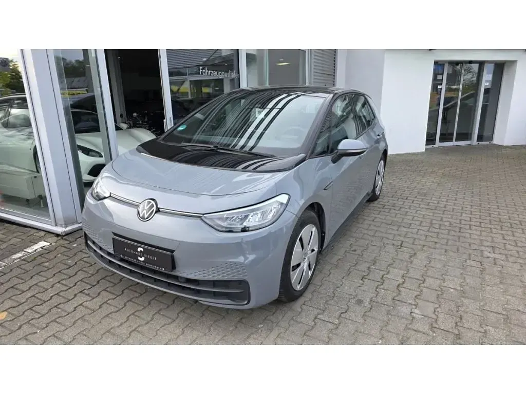 Gebraucht VW ID.3 Pure 110 kW (150 PS) 2021 Mondsteingrau Kleinwagen