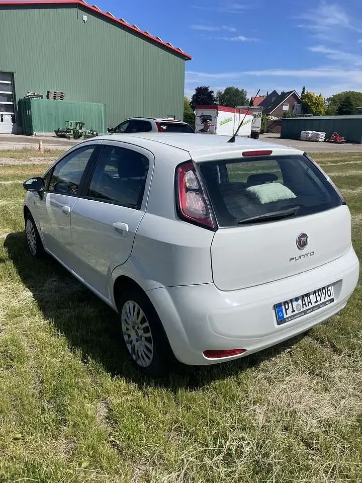 Gebraucht Fiat Grande Punto 77 PS (56 kW) 2013 Kleinwagen