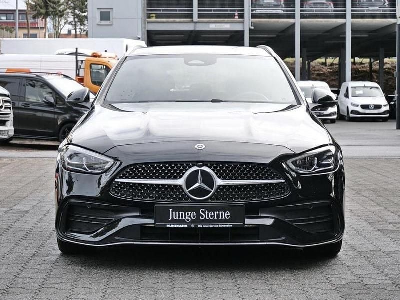 Gebraucht Mercedes C300 AMG 265 PS (194 kW) 2025 Schwarz Kombi