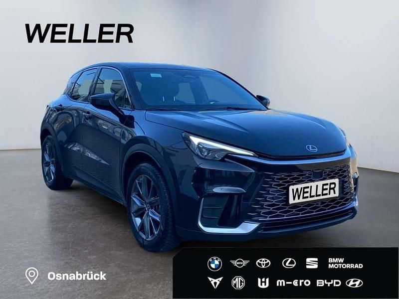 Gebraucht Lexus LBX 136 PS (100 kW) 2024 Schwarz SUV