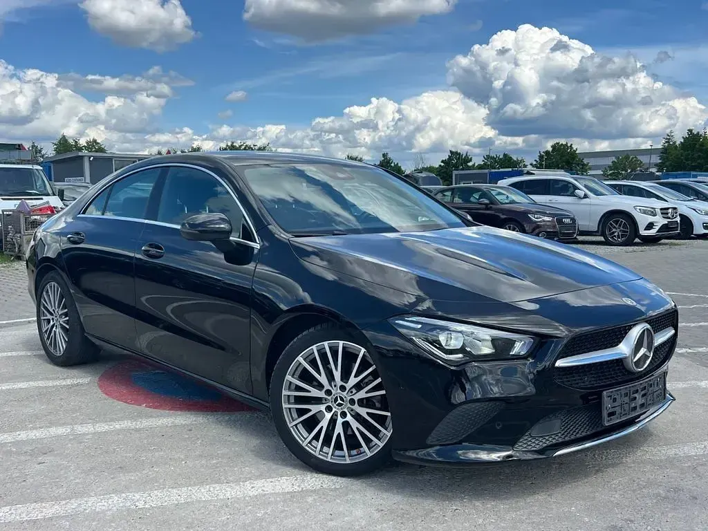 Gebraucht Mercedes CLA200 150 PS (110 kW) 2022 Schwarz Limousine