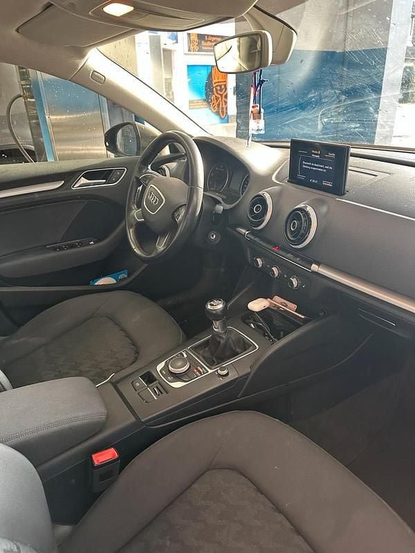 Second-hand Audi A3 150 CP (110 kW) 2015 Gri Berlinǎ