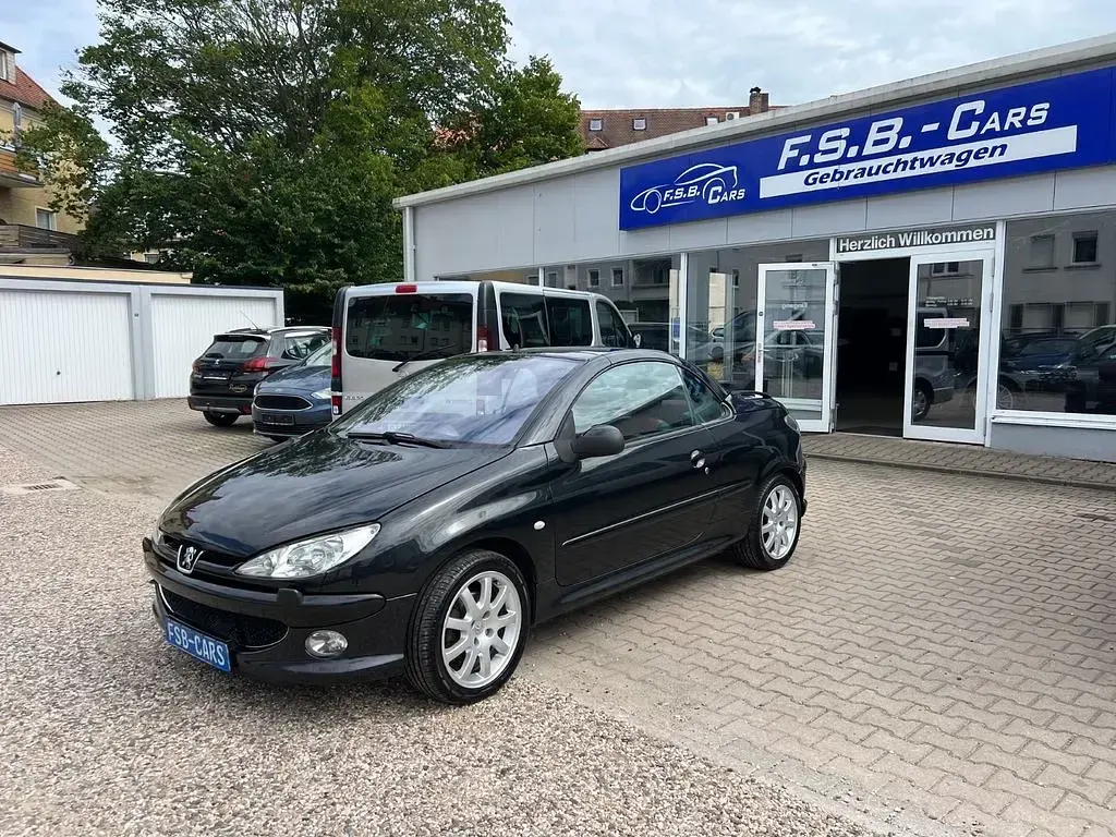 Gebraucht Peugeot 206 CC Platinum 136 PS (100 kW) 2004 Schwarz Cabrio