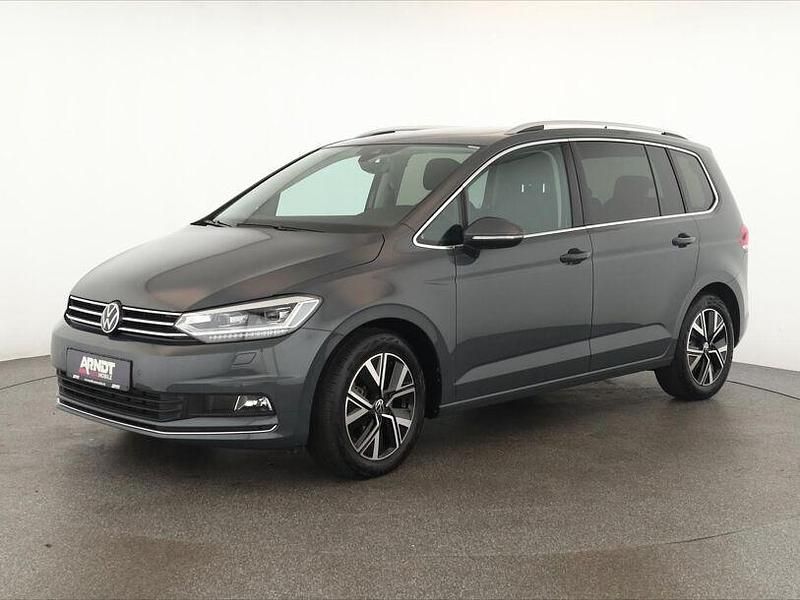 Gebraucht VW Touran Highline 150 PS (110 kW) 2025 Delfingrau Van / Kleinbus