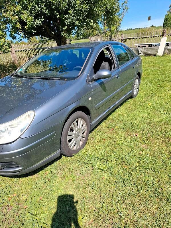 Silber Gebraucht 2005 Citroën C5 Limousine | 2.000 € (Fairer Preis) - Bild 1/4