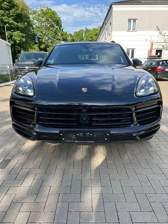Gebraucht Porsche Cayenne Chrono 441 PS (324 kW) 2018 Schwarz SUV