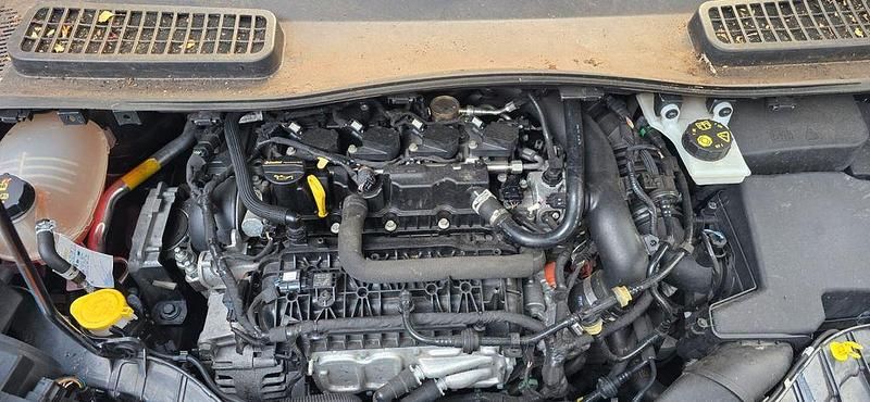 Grau Gebraucht 2019 Ford Kuga Titanium SUV | 12.500 € (Superpreis) - Bild 1/4