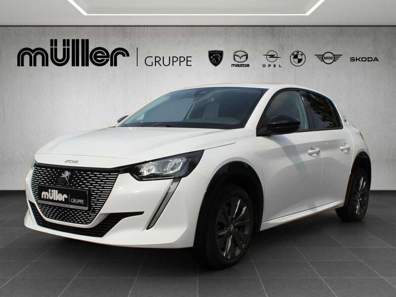 Weiß Gebraucht 2023 Peugeot e-208 Allure Kleinwagen | 16.990 € (Guter Preis) - Bild 1/4
