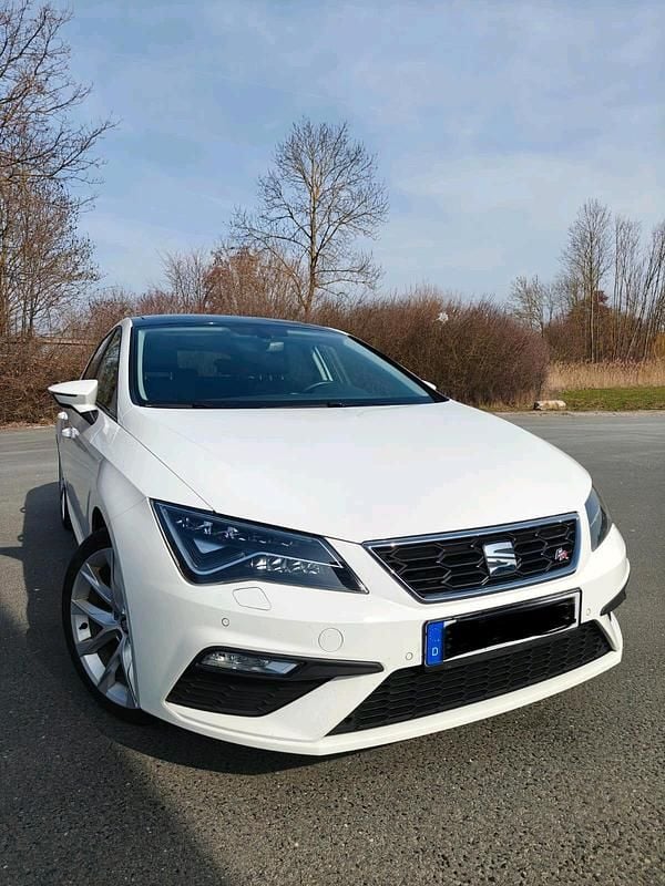 Gebraucht Seat Leon FR 150 PS (110 kW) 2019 Weiß Limousine