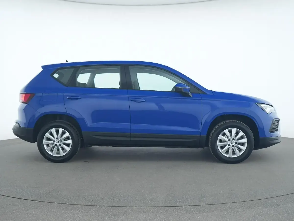 Usado Seat Ateca Reference 116 HP (85 kW) 2022 Azul SUV