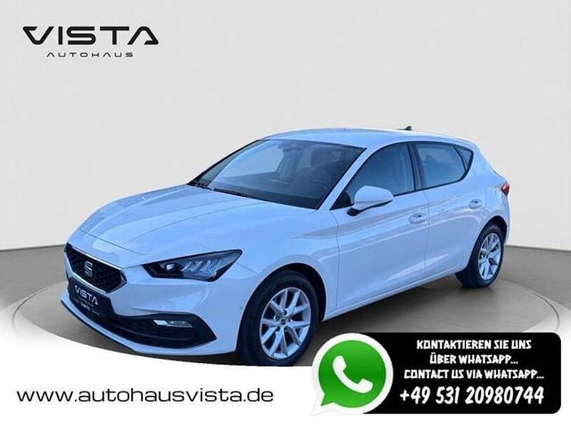 "candy" weiss Gebraucht 2021 Seat Leon Style Limousine | 14.600 € (Fairer Preis) - Bild 1/4
