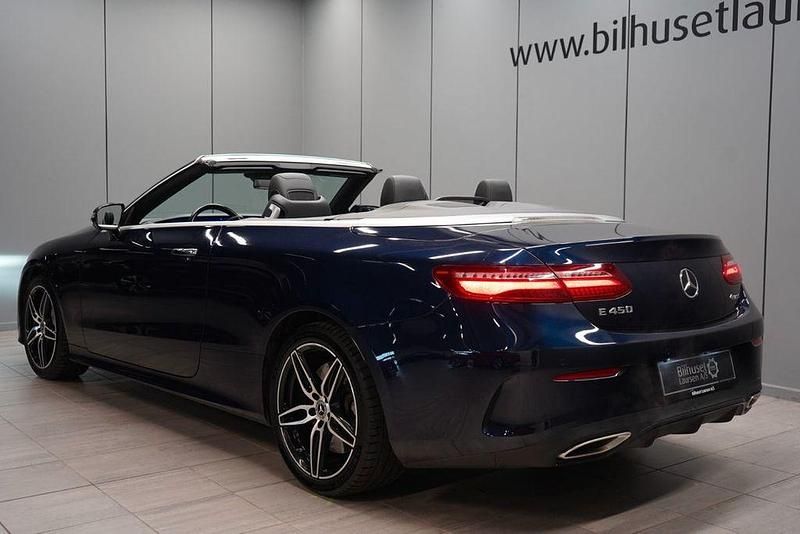 Second-hand Mercedes E450 367 CP (269 kW) 2020 Albastru Cabrio
