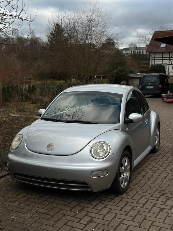 Silber Gebraucht 2002 VW Beetle Kleinwagen | 1.500 € (Superpreis) - Bild 1/4