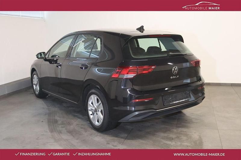 Gebraucht VW Golf VIII Life 150 PS (110 kW) 2022 Schwarz Limousine