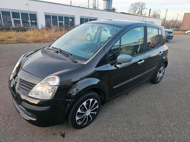 Usata Renault Modus 75 CV (55 kW) 2007 Nero Monovolume
