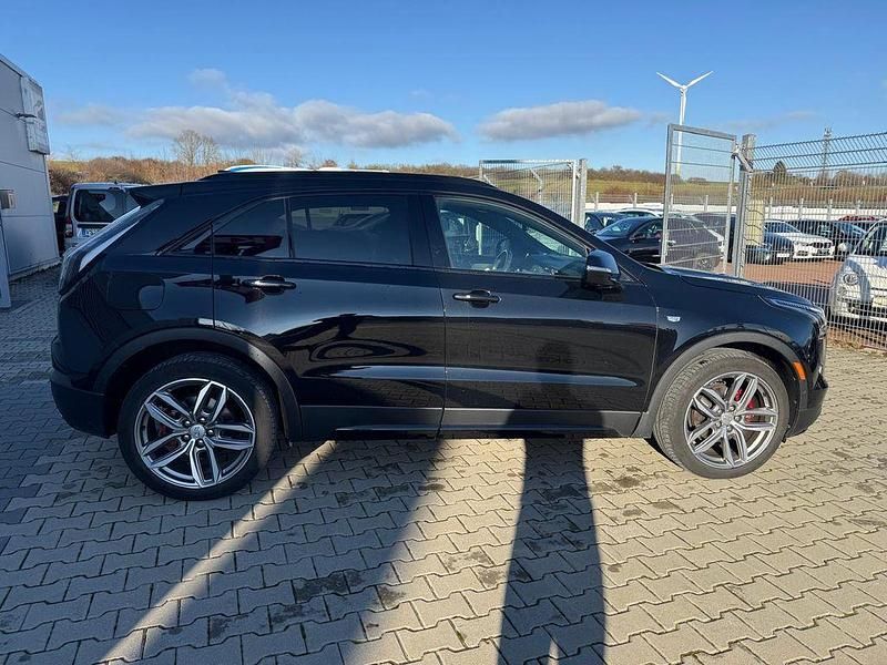 Gebraucht Cadillac XT4 230 PS (169 kW) 2021 Schwarz SUV