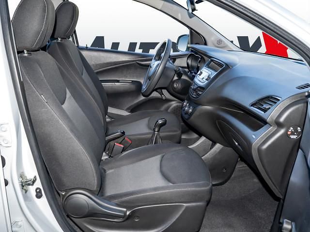 Second-hand Opel Karl Selection 75 CP (55 kW) 2016 Alb Hatchback