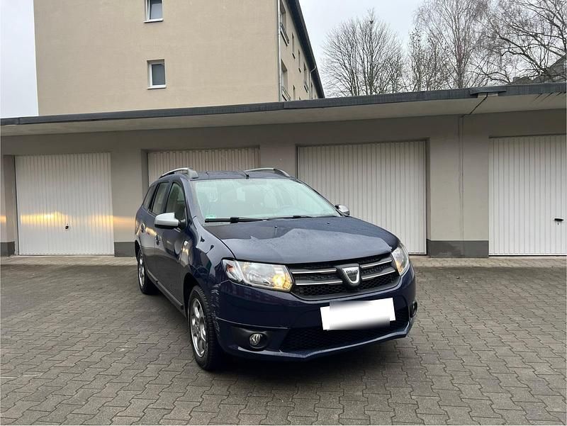 Blau Gebraucht 2015 Dacia Logan MCV Kombi | 2.899 € (Superpreis) - Bild 1/4