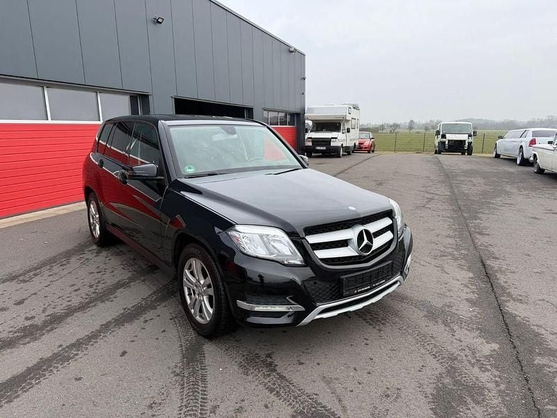 Gebraucht Mercedes GLK200 143 PS (105 kW) 2014 Schwarz SUV