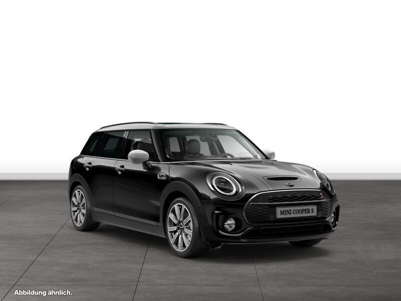 Midnight black metallic Gebraucht 2024 Mini Cooper S Clubman Kombi | 37.729 € (Teuer) - Bild 1/4