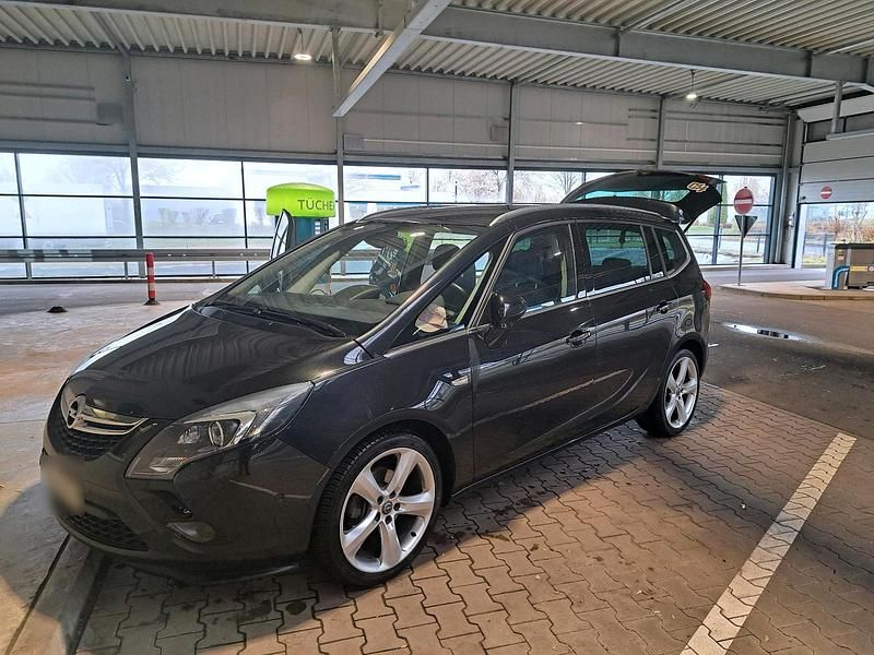Second-hand Opel Zafira 2012 Negru Monovolum