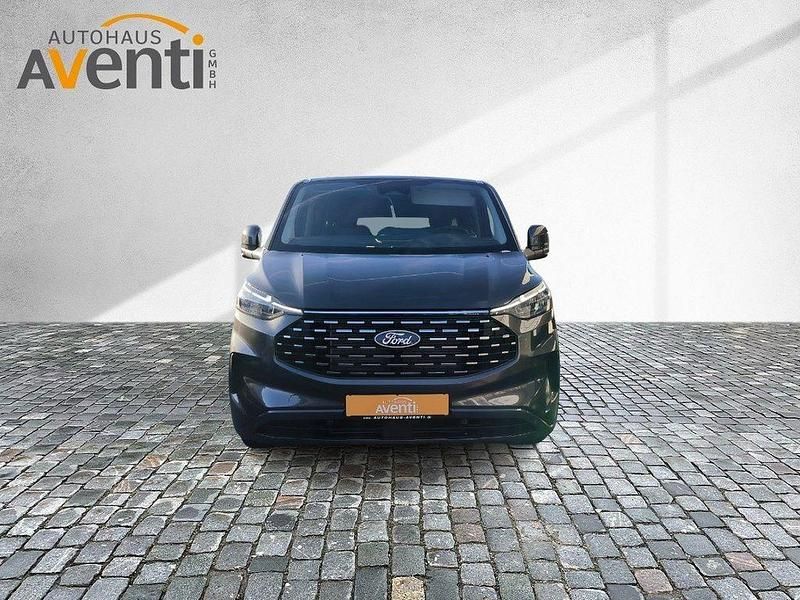 Neu Ford Tourneo Active 170 PS (125 kW) 2026 Van / Kleinbus