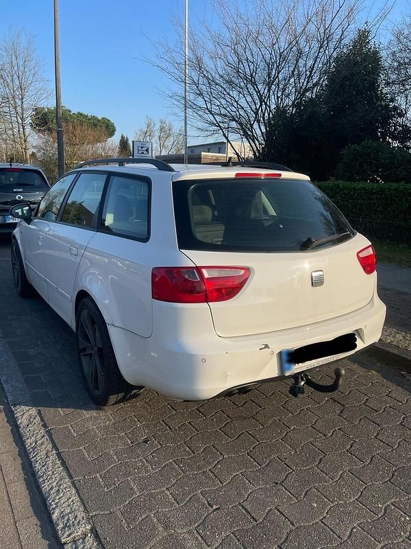 Gebraucht Seat Exeo 140 PS (102 kW) 2012 Kombi
