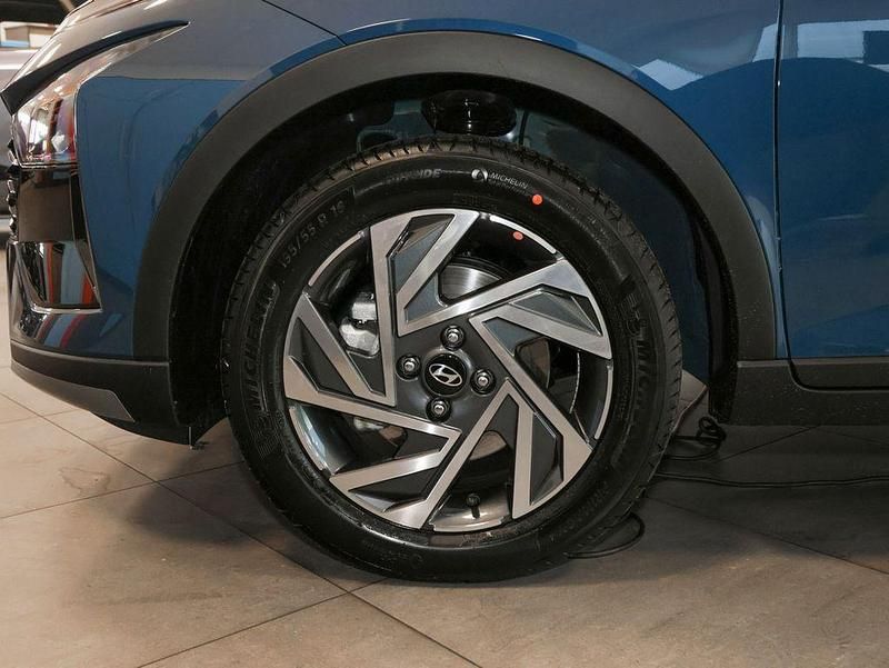 Neu Hyundai Bayon 90 PS (66 kW) 2026 Blau SUV