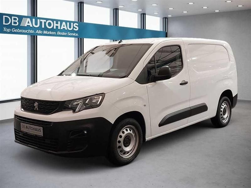 Gebraucht Peugeot Partner Premium 102 PS (75 kW) 2022 Weiß Van / Kleinbus