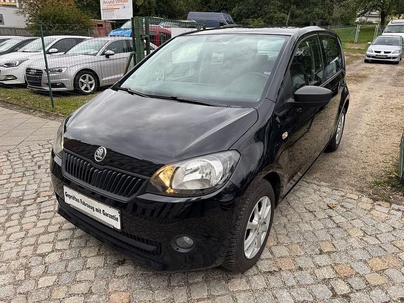 Schwarz Gebraucht 2014 Skoda Citigo Active Kleinwagen | 4.999 € (Guter Preis) - Bild 1/4