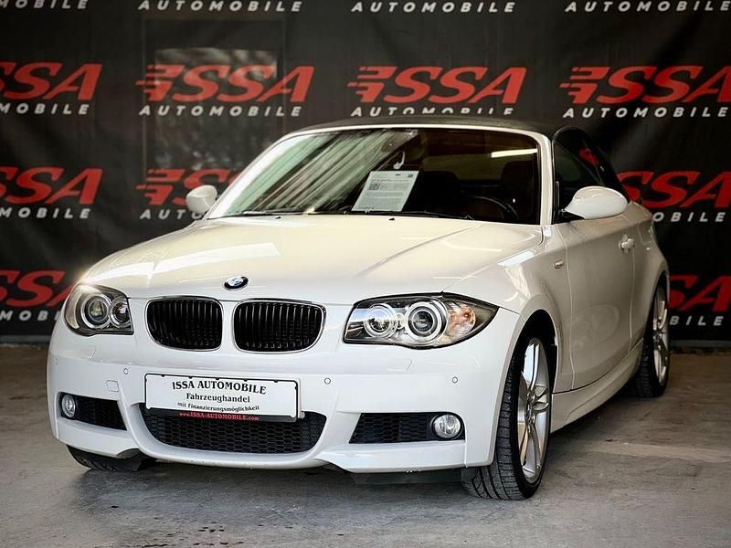 Weiß Gebraucht 2009 BMW 120 Cabriolet Shadowline Cabrio | 11.890 € (Etwas zu teuer) - Bild 1/4