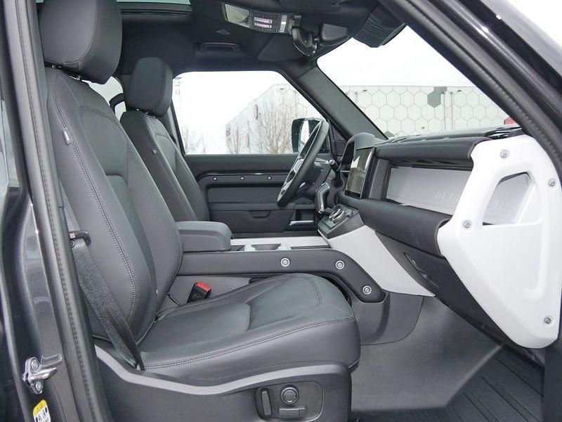 Gebraucht Land Rover Defender Dynamic 304 PS (223 kW) 2024 Grau SUV