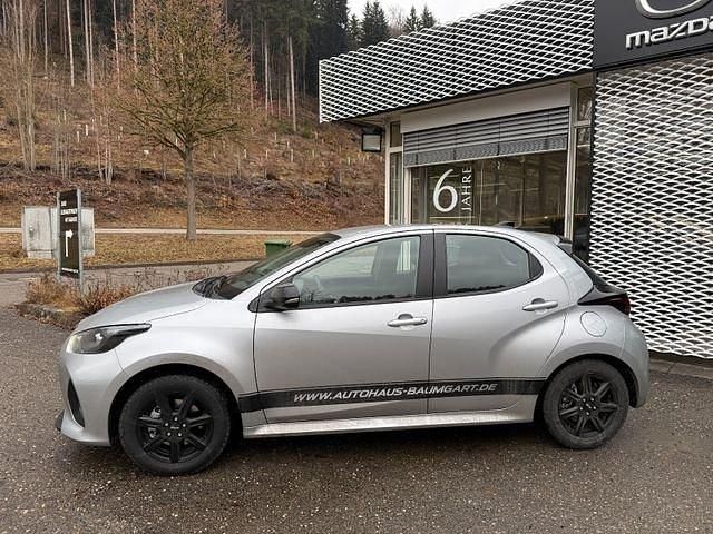 Neu Mazda 2 Exclusive-Line 116 PS (85 kW) 2025 Silber Limousine
