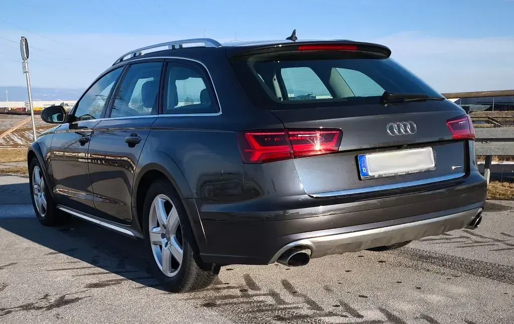 Gebraucht Audi A6 Allroad 272 PS (200 kW) 2015 Grau Kombi