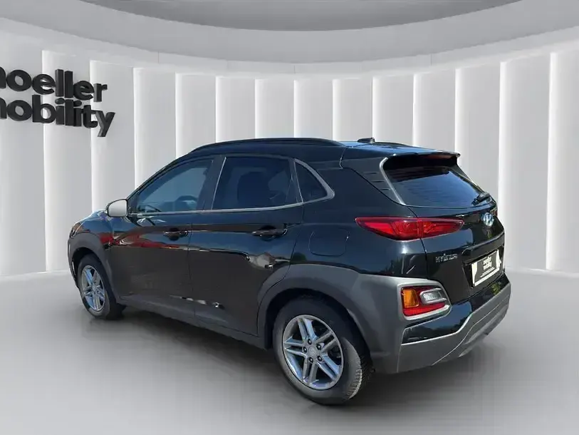 Gebraucht Hyundai Kona Trend 120 PS (88 kW) 2018 Schwarz SUV