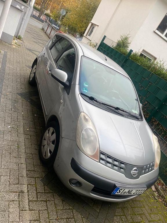 Grau Gebraucht 2007 Nissan Note Acenta Van / Kleinbus | 1.500 € (Superpreis) - Bild 1/4