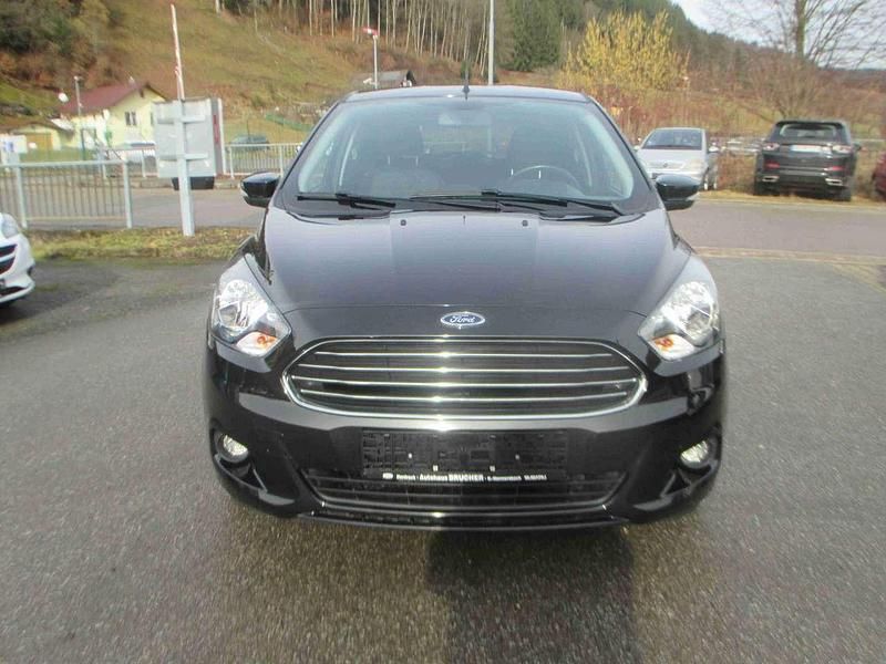 Gebraucht Ford Ka 86 PS (63 kW) 2017 Tuxedo black (metallic) Kleinwagen