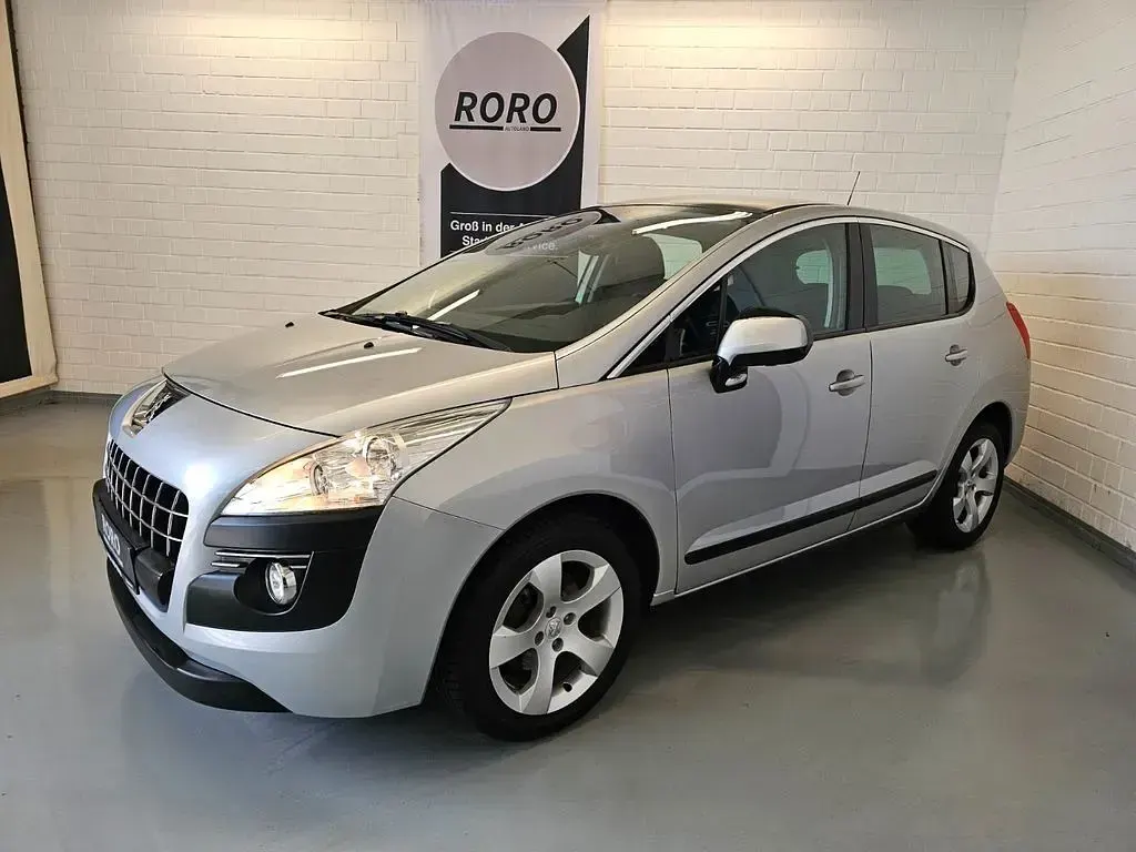 Gebraucht Peugeot 3008 Premium 156 PS (114 kW) 2011 Silber Kombi