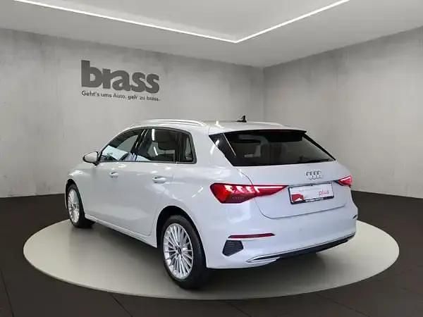 Gebraucht Audi A3 Advanced Plus 116 PS (85 kW) 2024 Gletscherweiß metallic Limousine