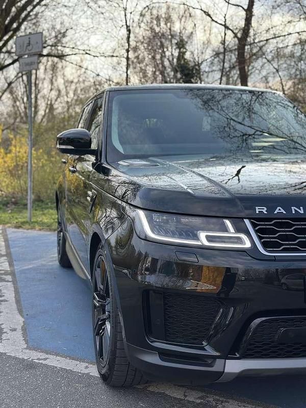 Gebraucht Land Rover Range Rover Sport 249 PS (183 kW) 2019 Schwarz SUV