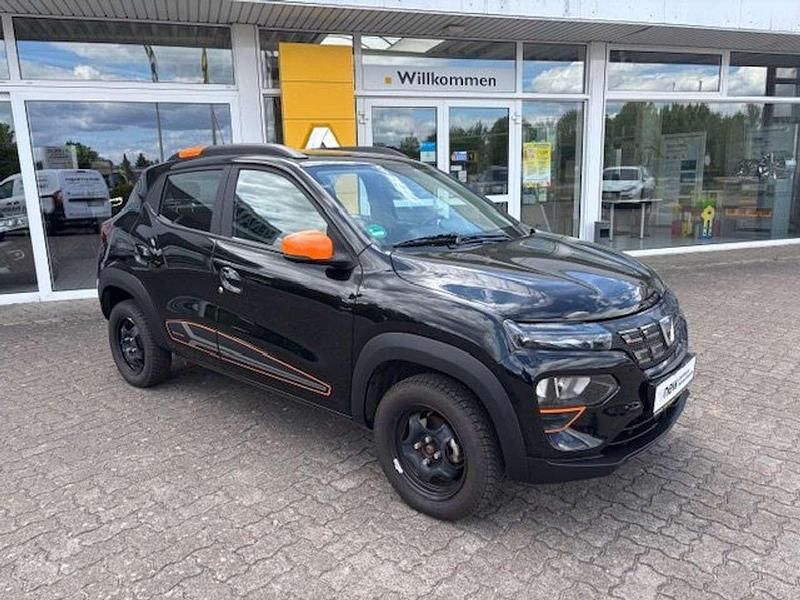 Gebraucht Dacia Spring Comfort Plus 33 kW (45 PS) 2022 Magmaschwarzmetallic Kleinwagen