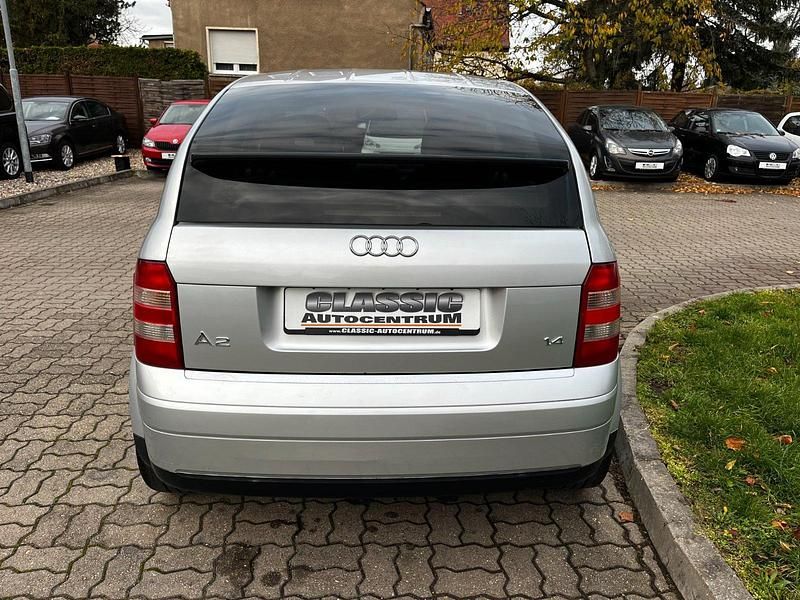 Second-hand Audi A2 75 CP (55 kW) 2000 Argintiu Hatchback